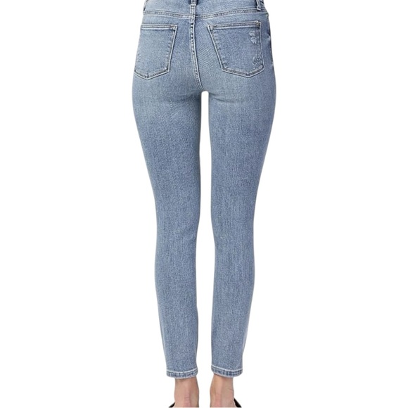 Judy Blue Size 3/26 High Rise Distressed Skinny Jeans - Picture 15 of 16